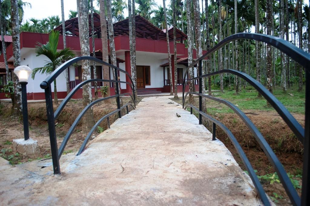 La Flora Prakruth Resort Coorg Madikeri Buitenkant foto