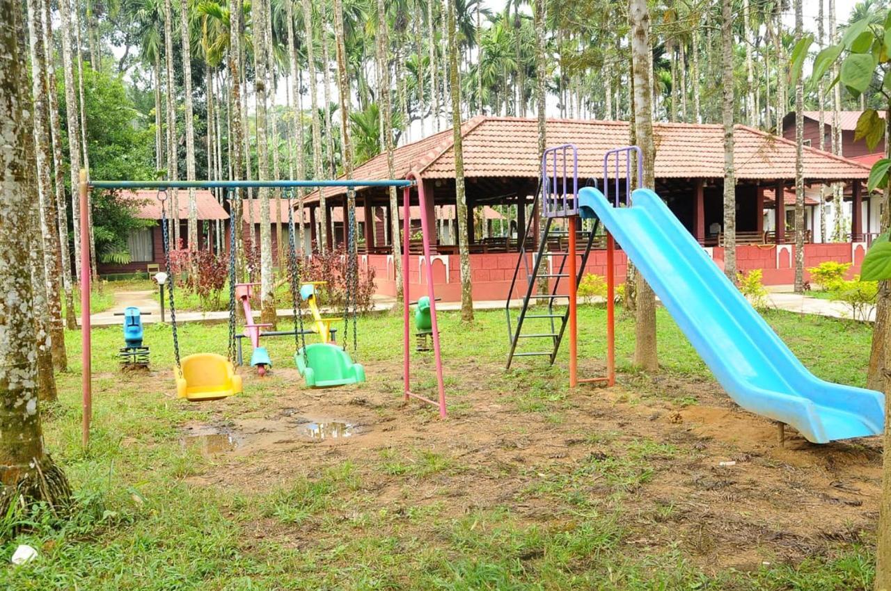La Flora Prakruth Resort Coorg Madikeri Buitenkant foto